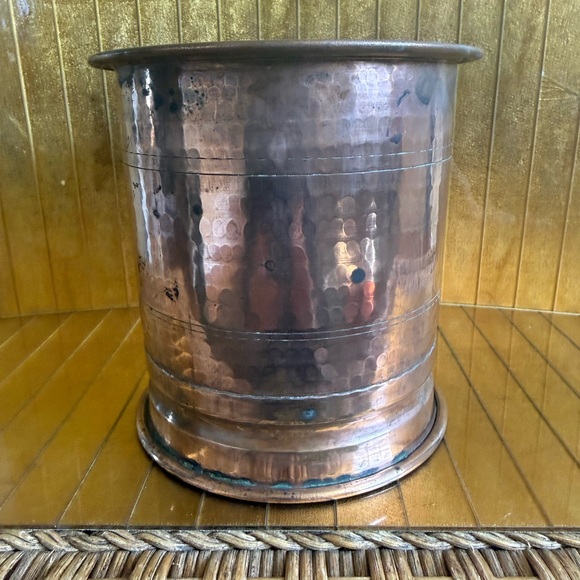Other - VTG hammered copper bucket planter French